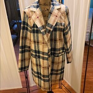 Elegant Plaid Blazer in Navy and Cream